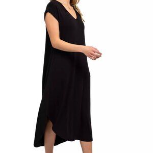 August Sky Black V-Neck Tunic Dress Size Medium